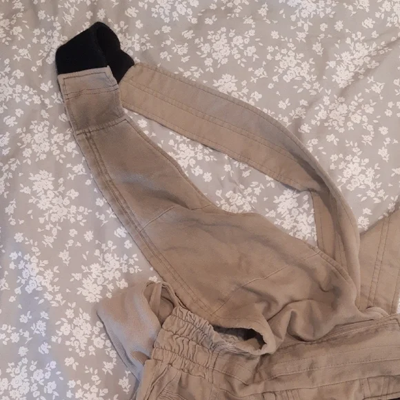 DEMOBAZA Gray/Beige Cargo Pants with Tapered Legs - Picture 12 of 15